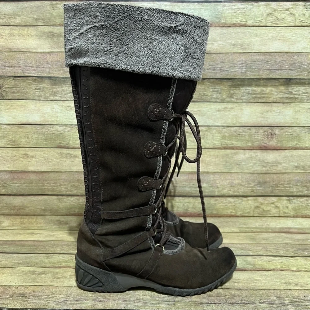 Khombu Brown Suede Tall Winter Boots